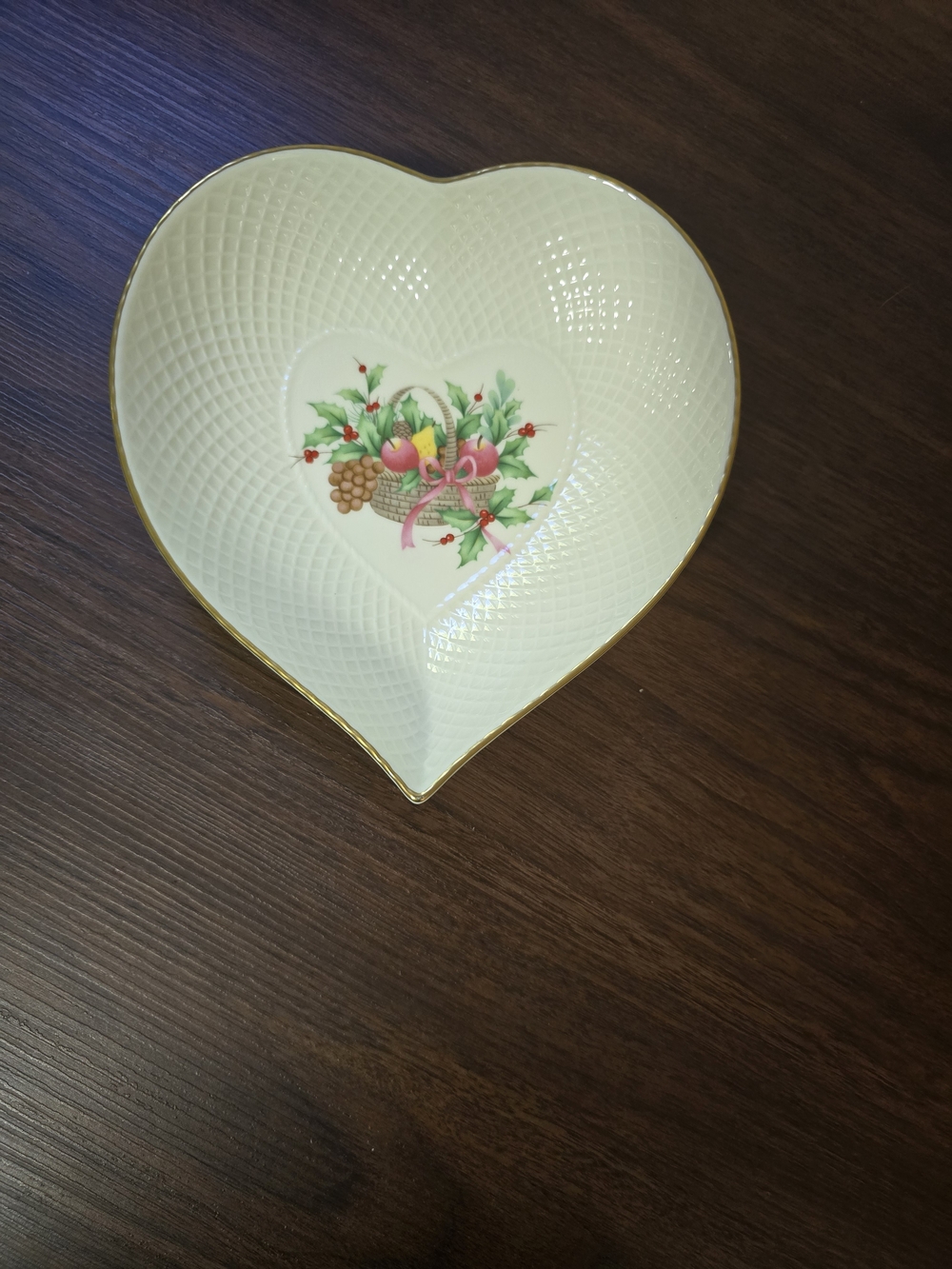Mikasa Christmas Spirit Heart Dish Ivory Bone China B2098 Japan Gold Trim